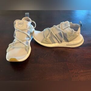 Adidas Originals Arkyn Women’s White/Gray Shoes Custom Color Size 8 Womens
